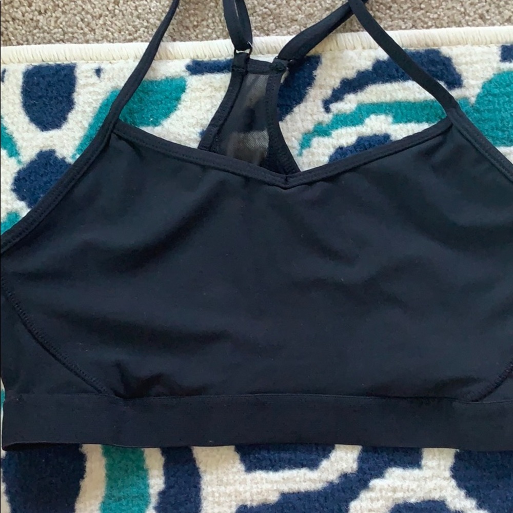 Fabletics sports bra